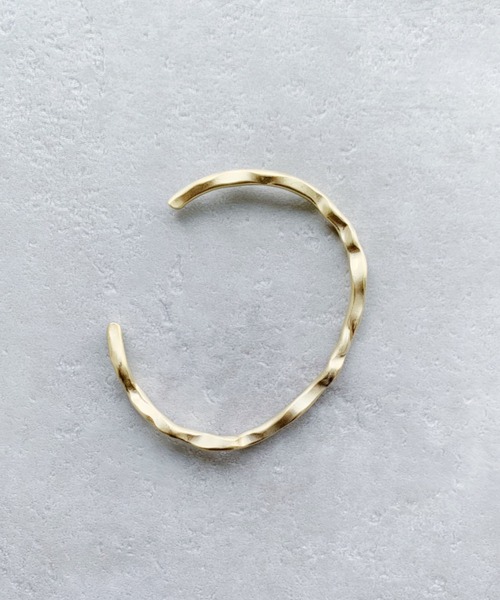 iso(イソ)の「アソートナローメタルバングル(バングル/リストバンド・レディース・その他1/その他2/その他3/その他4・FREE)」の15枚目の写真