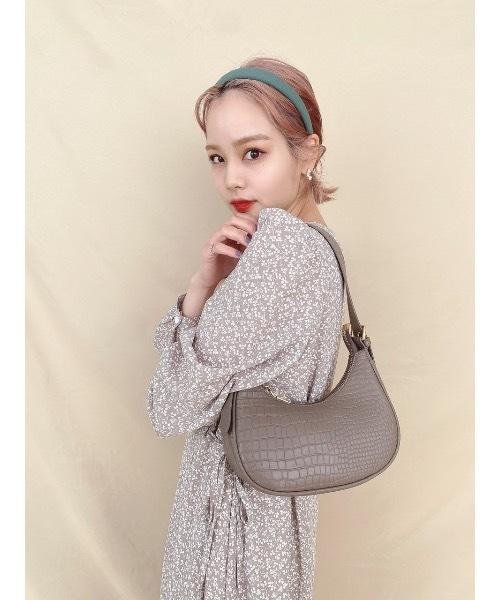 JUMELLE（ジュメロ）の「プレッピーカチューシャ（カチューシャ・レディース・ベージュ/レッド/グリーン・FREE）」の15枚目の写真