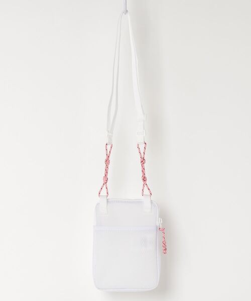 Levi's（リーバイス）の「WOMENS MINI クロスボディバッグ（ボディバッグ/ウエストポーチ・レディース・マルチ・OS）」の4枚目の写真