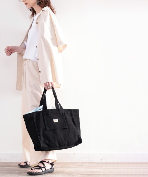 Java（ジャバ）の「《JaVaジャバ コラボ》リサイクルコットン100％。A5ファイルも入る！デイリーに使える、キャンバストートBAG（トートバッグ・レディース・ブラック/ナチュラル・ONE SIZE）」の5枚目の写真