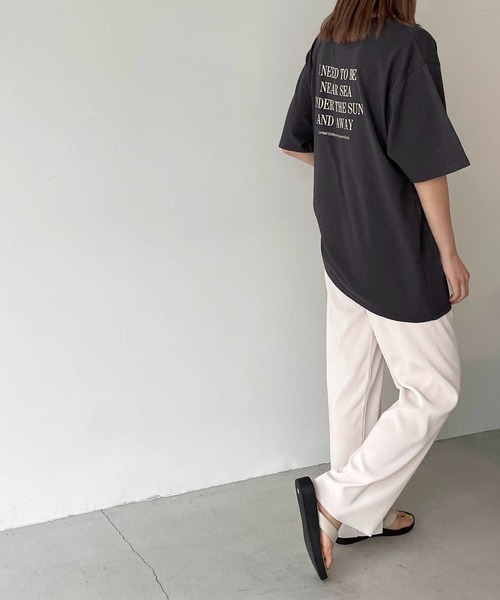 CANAL JEAN（キャナルジーン）の「via j(ヴィアジェイ) "I NEED"バックロゴ半袖Tシャツ（Tシャツ/カットソー・レディース・ホワイト/チャコールグレー・ONE SIZE）」の8枚目の写真