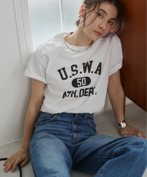 ANGIE（アンジー）の「GILDAN カレッジロゴ オーバーサイズ プリント Tシャツ（半袖）（Tシャツ/カットソー）」