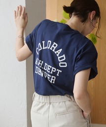 ANGIE（アンジー）の「GILDAN カレッジロゴ オーバーサイズ プリント Tシャツ（半袖）（Tシャツ/カットソー）」