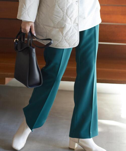 INGNI（イング）の「セミフレアセンタープレスパンツ（その他パンツ・レディース・ブラック/レッド/グリーン/オレンジ/アイボリー/ブラウン/ボルドー/イエロー/ピンク/パープル/ライトベージュ/グリーン系/ライトグリーン/イエロー系5/ピンク系/オレンジ系1/アイボリー系/ライトカーキ・FREE）」の6枚目の写真