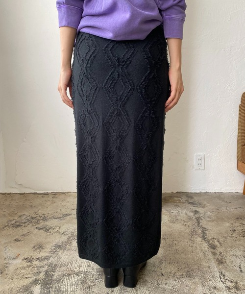 CAPRICIEUX LE'MAGE(カプリシューレマージュ)の「ダイヤフリンジスカート(スカート・レディース・ブラック/ライトベージュ・FREE)」の5枚目の写真