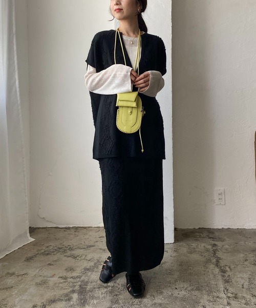 CAPRICIEUX LE'MAGE(カプリシューレマージュ)の「ダイヤフリンジスカート(スカート・レディース・ブラック/ライトベージュ・FREE)」の16枚目の写真