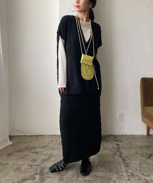 CAPRICIEUX LE'MAGE(カプリシューレマージュ)の「ダイヤフリンジスカート(スカート・レディース・ブラック/ライトベージュ・FREE)」の17枚目の写真