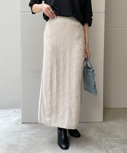 CAPRICIEUX LE'MAGE(カプリシューレマージュ)の「ダイヤフリンジスカート(スカート・レディース・ブラック/ライトベージュ・FREE)」の18枚目の写真