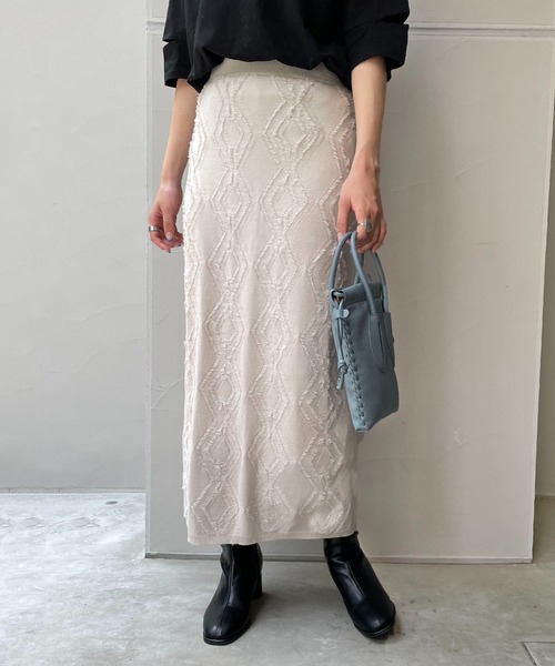 CAPRICIEUX LE'MAGE(カプリシューレマージュ)の「ダイヤフリンジスカート(スカート・レディース・ブラック/ライトベージュ・FREE)」の20枚目の写真