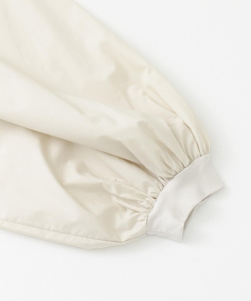 URBAN RESEARCH DOORS（アーバンリサーチドアーズ）の「ボリュームスリーブプルオーバー（Tシャツ/カットソー・レディース・ブラック/カーキ/ライトベージュ・ONE）」の11枚目の写真