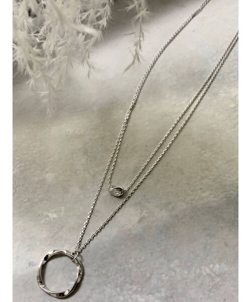 RESEXXY(リゼクシー)の「2連ネックレス(ネックレス・レディース・ゴールド/シルバー・FREE)」の3枚目の写真