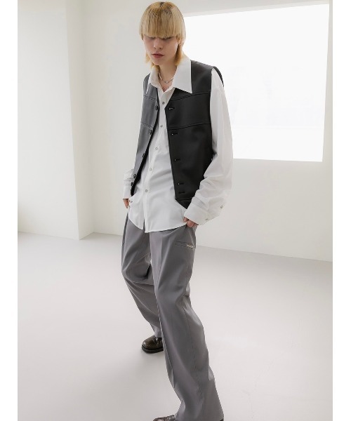 ANOTHERYOUTH(アナザーユース)の「【ANOTHERYOUTH/アナザーユース】logo leather vest/ロゴ レザー ベスト(ベスト・メンズ・ブラック・ONE SIZE)」の11枚目の写真