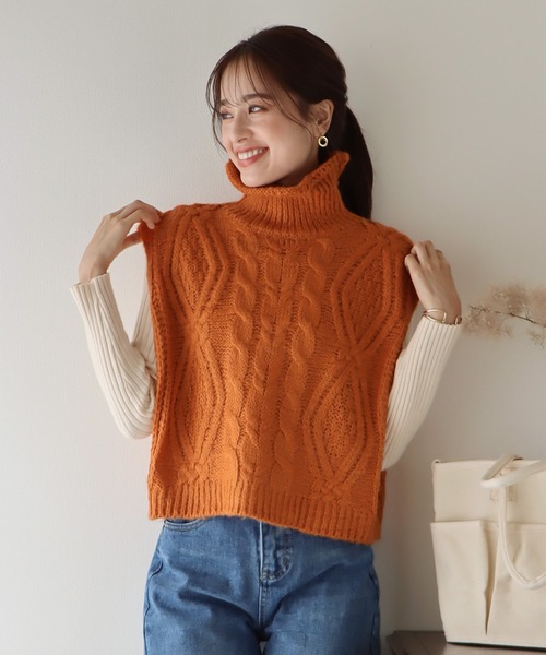 BLUEEAST（ブルーイースト）の「タートルネックケーブルニットベスト（ベスト・レディース・ブラック/ベージュ/ブルー/オレンジ・MEDIUM）」の19枚目の写真