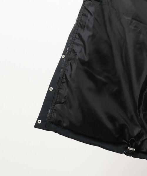 HONEYSUCKLE ROSE（ハニーサックルローズ）の「【HONEYSUCKLE ROSE】ビッグシルエット中綿ベスト（ベスト・レディース・ベージュ/ブラック/オフホワイト・M/L）」の6枚目の写真