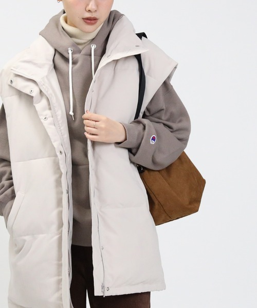 HONEYSUCKLE ROSE（ハニーサックルローズ）の「【HONEYSUCKLE ROSE】ビッグシルエット中綿ベスト（ベスト・レディース・ベージュ/ブラック/オフホワイト・M/L）」の2枚目の写真