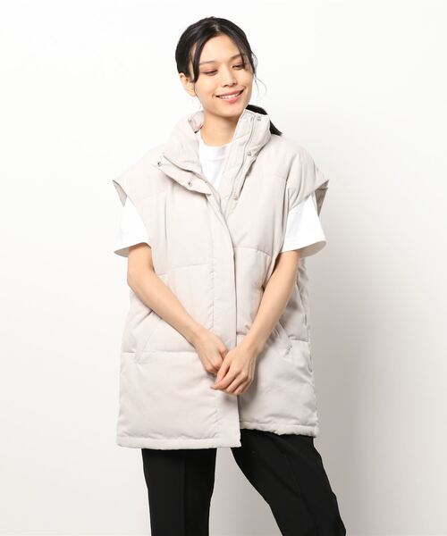 HONEYSUCKLE ROSE（ハニーサックルローズ）の「【HONEYSUCKLE ROSE】ビッグシルエット中綿ベスト（ベスト・レディース・ベージュ/ブラック/オフホワイト・M/L）」の10枚目の写真