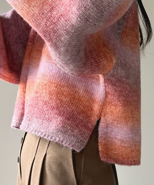 Bab（バブ）の「グラデーションショートニットプルオーバー（ニット/セーター・レディース・ピンク/ブルー・FREE）」の7枚目の写真