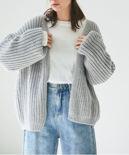 and R（アンドアール）の「ボリュームカーディガン（カーディガン/ボレロ・レディース・グレー/オフホワイト/ライトブラウン・FREE）」の7枚目の写真