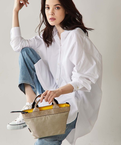 VIOLAd'ORO（ヴィオラドーロ）の「【VIOLAd'ORO/ヴィオラドーロ】GINO ナイロントートバッグS（ショルダーバッグ・レディース・ブラック/カーキ/グレイッシュベージュ/ネイビー・FREE）」の3枚目の写真