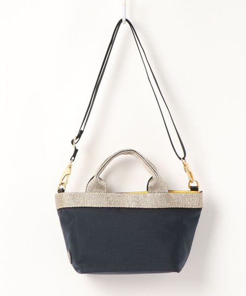 VIOLAd'ORO（ヴィオラドーロ）の「【VIOLAd'ORO/ヴィオラドーロ】GINO ナイロントートバッグS（ショルダーバッグ・レディース・ブラック/カーキ/グレイッシュベージュ/ネイビー・FREE）」の19枚目の写真