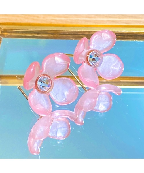 tone(トーン)の「【LoveAmooN】swarovski×flower pink (MA)(ピアス(両耳用)・レディース・ゴールド・FREE)」の2枚目の写真