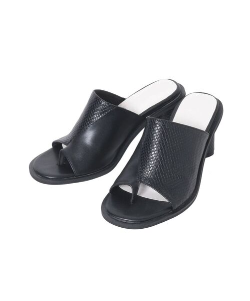 MURUA（ムルーア）の「センターステッチサンダル（サンダル・レディース・ブラック/ベージュ・35/36/37）」の4枚目の写真