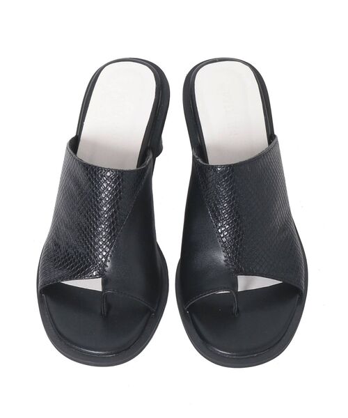 MURUA（ムルーア）の「センターステッチサンダル（サンダル・レディース・ブラック/ベージュ・35/36/37）」の3枚目の写真