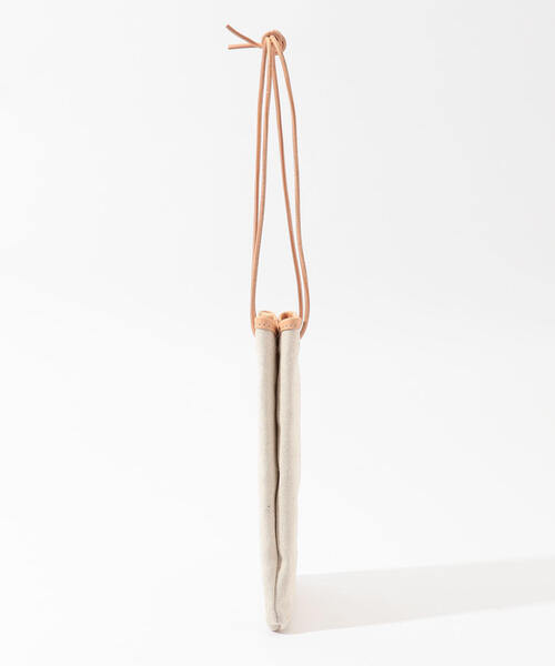 TOMORROWLAND (トゥモローランド)の「【別注】AMIACALVA×TOMORROWLAND コットンリネンキャンバスミニバッグ(エコバッグ/サブバッグ・メンズ・ホワイト系その他・FREE)」の7枚目の写真