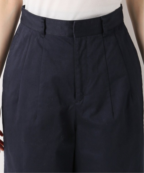 IENA（イエナ）の「コットンサテンワイドチノパンツ（チノパンツ・レディース・ネイビー/アイボリー・38/36/34）」の10枚目の写真