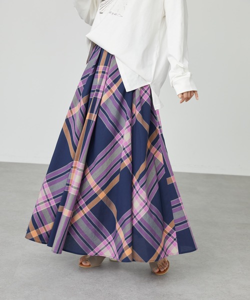 AMERICAN HOLIC（アメリカンホリック）の「切り替えフレアスカート（スカート・レディース・ストライプ/グリーン系その他5/その他5/チェック・L/M）」の4枚目の写真