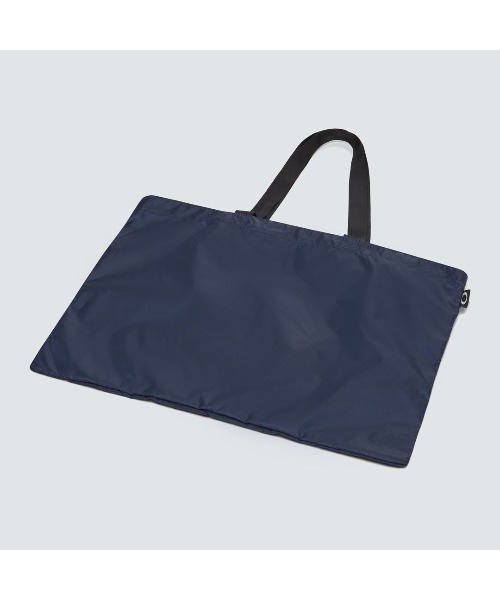 OAKLEY(オークリー)の「オークリー ESSENTIAL POCKETABLE SLING /OAKLEY(ショルダーバッグ・メンズ・ブラック/ネイビー/カモフラージュ・U)」の6枚目の写真