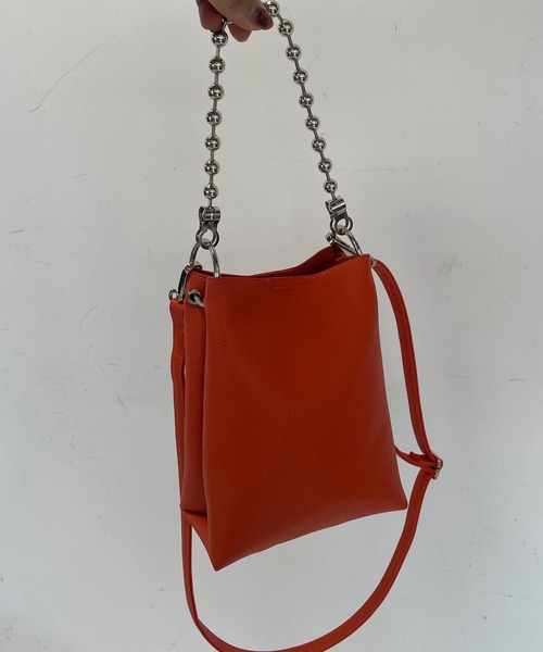 AS KNOW AS plus（アズノゥアズプラス）の「●ベルボールチェーン 2WAYショルダーバッグ（ショルダーバッグ・レディース・ブラック/ブルー/オレンジ/アイボリー/ベージュ/グリーン/ブラウン・FREE）」の10枚目の写真