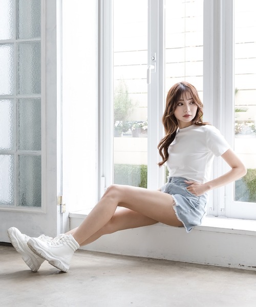 Julia Boutique(ジュリアブティック)の「ベルト付きダメージデニムショートパンツ/22147(デニムパンツ・レディース・ブラック/ライトブルー・S/M/L/LL)」の8枚目の写真