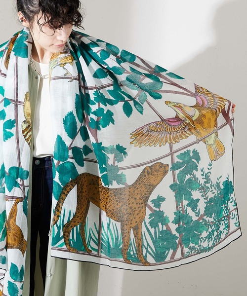 INOUI Editionsイヌイエディションズ】アニマルの楽園柄ストール