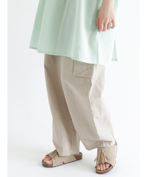 Samansa Mos2（サマンサ モスモス）の「カーゴパンツ（カーゴパンツ・レディース・ベージュ/オフホワイト/グリーン・ﾌﾘ-）」の2枚目の写真