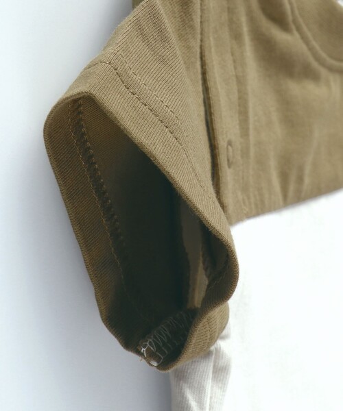BRANSHES(ブランシェス)の「Tシャツ重ね着風半袖カバーオール(ロンパース・キッズ・ブラウン/グリーン・80/70)」の4枚目の写真