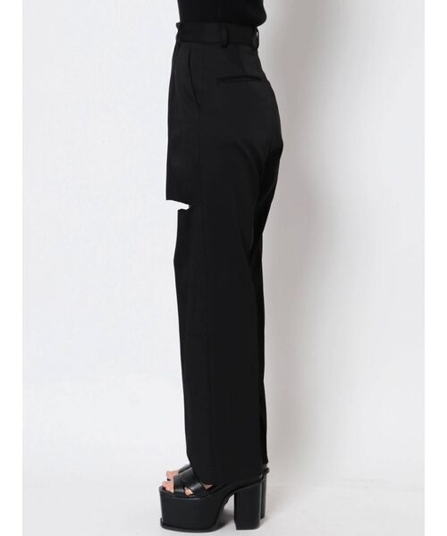 EMODA（エモダ）の「カットアウトストレートパンツ（その他パンツ・レディース・ブラック/ブラウン/ベージュ・SMALL/MEDIUM）」の11枚目の写真