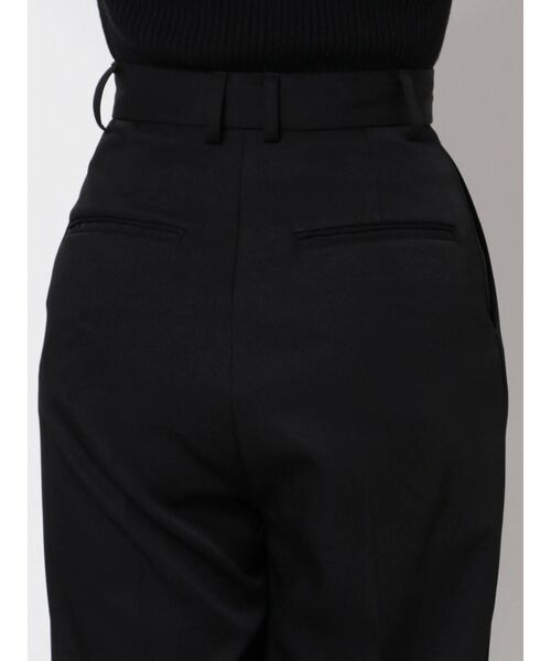 EMODA（エモダ）の「カットアウトストレートパンツ（その他パンツ・レディース・ブラック/ブラウン/ベージュ・SMALL/MEDIUM）」の18枚目の写真