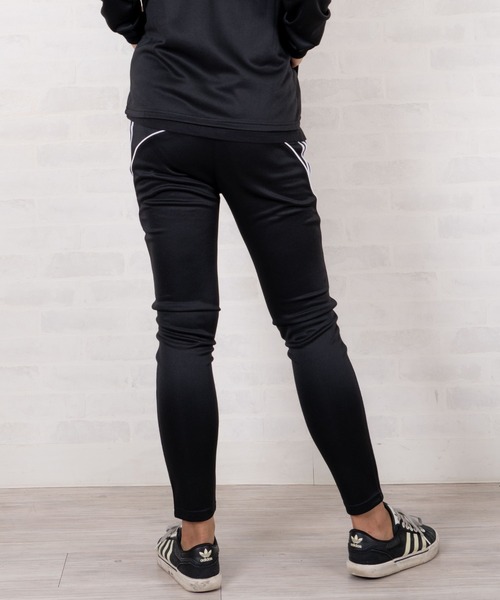 adidas（アディダス）の「adidas combat sports / スリムシルエット 3本ライン入りジャージパンツ（その他パンツ・レディース・ブラック・LARGE/MEDIUM）」の13枚目の写真