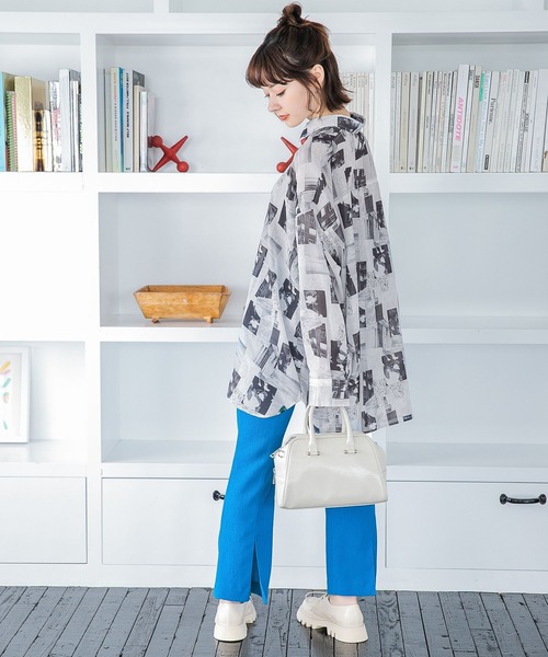 JEANASIS（ジーナシス）の「フォトコラージュシアーシャツLS/352704（シャツ/ブラウス・レディース・ブラック系その他/グレー系その他/パープル系その他・FREE）」の5枚目の写真