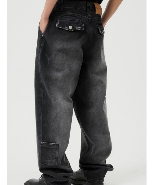 ESC STUDIO(イーエスシースタジオ)の「【ESC STUDIO/イーエスシースタジオ】washing denim pocket pants/ウォッシング デニム ポケット パンツ ジーンズ ワイドデニムパンツ(デニムパンツ・メンズ・ブラック/ブルー・01/02)」の9枚目の写真