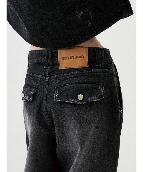 ESC STUDIO(イーエスシースタジオ)の「【ESC STUDIO/イーエスシースタジオ】washing denim pocket pants/ウォッシング デニム ポケット パンツ ジーンズ ワイドデニムパンツ(デニムパンツ・メンズ・ブラック/ブルー・01/02)」の18枚目の写真