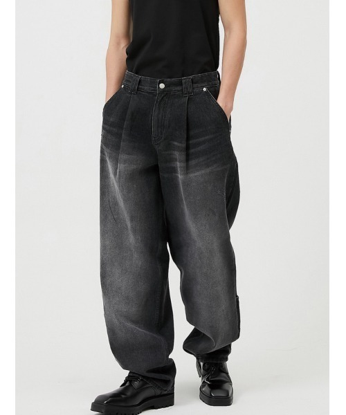 ESC STUDIO(イーエスシースタジオ)の「【ESC STUDIO/イーエスシースタジオ】washing denim pocket pants/ウォッシング デニム ポケット パンツ ジーンズ ワイドデニムパンツ(デニムパンツ・メンズ・ブラック/ブルー・01/02)」の8枚目の写真