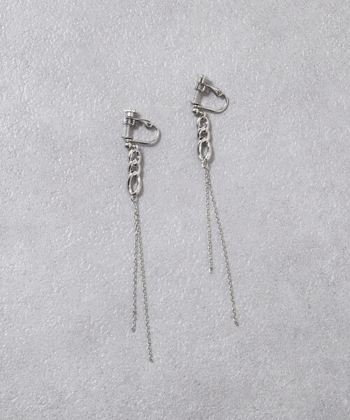NOLLEY’S Sophi(ノーリーズソフィ)の「チェーンスウィングイヤリング(イヤリング・レディース・シルバー/ゴールド・FREE)」の2枚目の写真