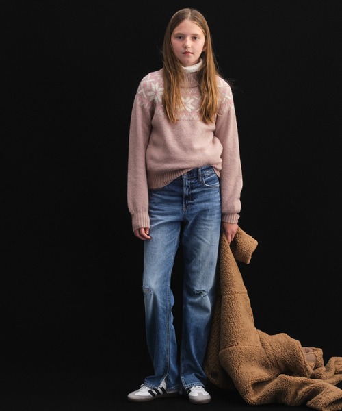 GAP(ギャップ)の「ハイライズ オーガニックコットン '90s ルーズデニム (キッズ)(デニムパンツ・キッズ・ライトブルー/ライトインディゴブルー・120cm/130cm/140cm/150cm/155cm/160cm)」の11枚目の写真