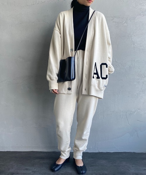 AMERICANA（アメリカーナ）の「[Americana×JEANS FACTORY/アメリカーナ×ジーンズファクトリー] 別注 AC ロゴプリントスウェットパンツ（スウェットパンツ・レディース・アイボリー/スミクロ/グリーン・S/M）」の5枚目の写真