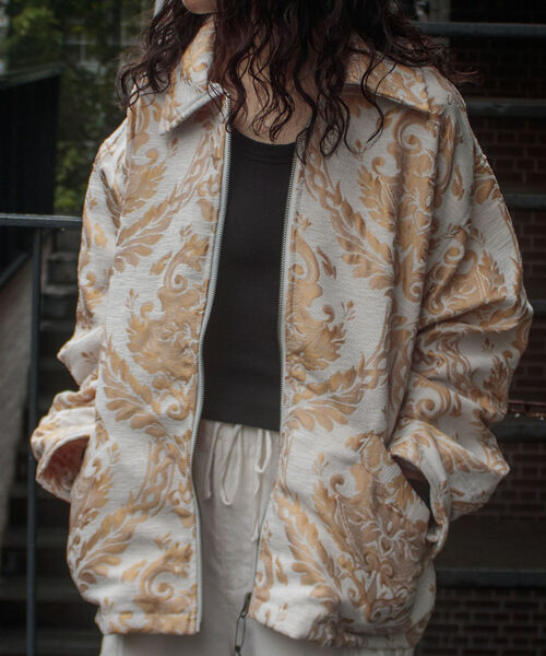 GLOSTER(グロスター)の「【GLOSTER/グロスター】ゴブラン柄ブルゾン アンティーク調 レトロ ジオメトリックパターン(ブルゾン・メンズ・ホワイト系その他/ブルー系その他・S/M/L)」の2枚目の写真