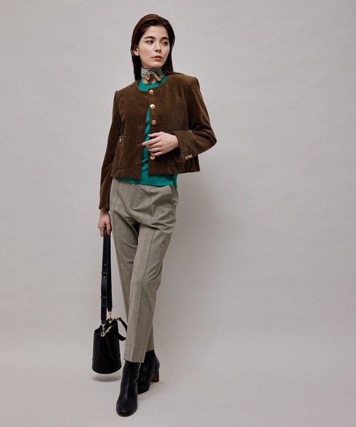 ROPE'(ロペ)の「ストレッチピンタックシガレット美脚パンツ(その他パンツ・レディース・ブラック/ベージュ/ベージュ系その他2/パープル・36/38/40)」の8枚目の写真