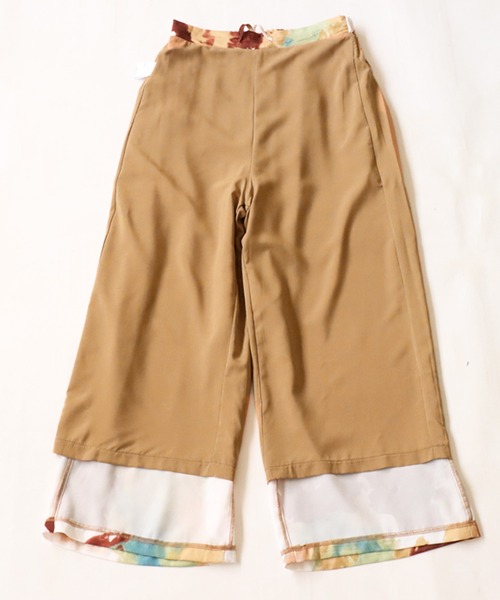 ♡Aga 新品未使用　カジュアルパンツ♡ antiqua（アンティカ）の「水彩柄パンツ（その他パンツ）」 - WEAR