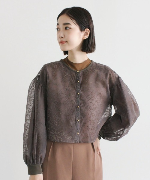 kaene（カエン）の「フラワーフロッキーカーディガン（カーディガン/ボレロ・レディース・ブラック/ベージュ/ブラウン・FREE）」の3枚目の写真